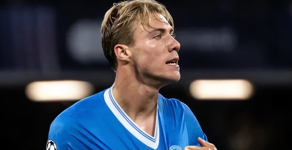 才帝星, 过夏窗补强, 在那不勒斯 才帝星, 过夏窗补强, 在那不勒斯