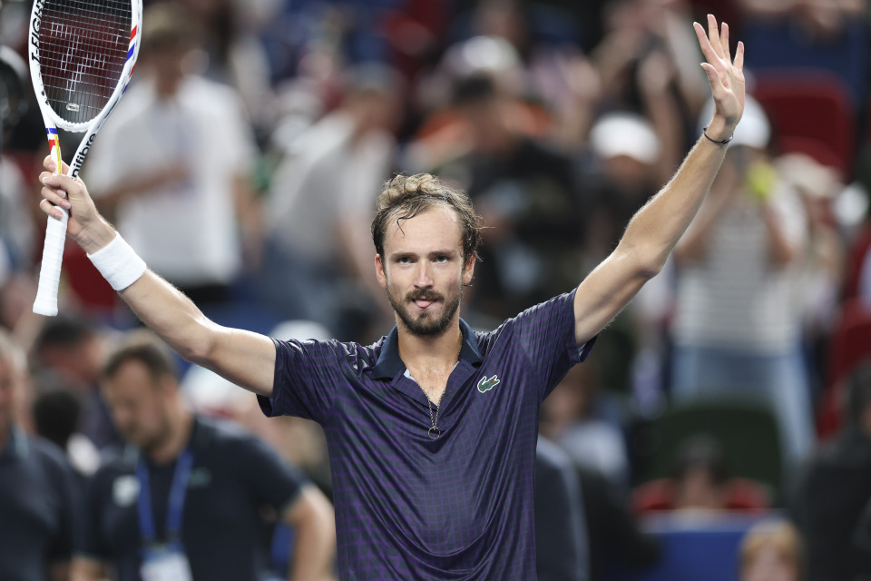 梅德韦杰夫, sAA, com 梅德韦杰夫, sAA, com