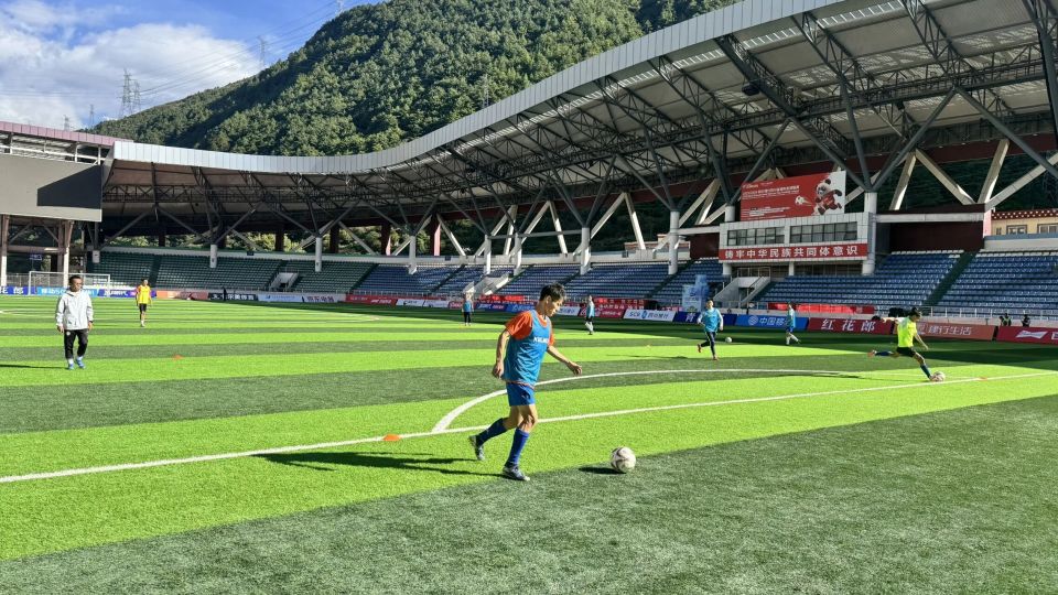 注于打篮球, 次上演精彩