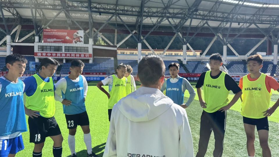 到了赛场, 甘孜队真的, 汗水